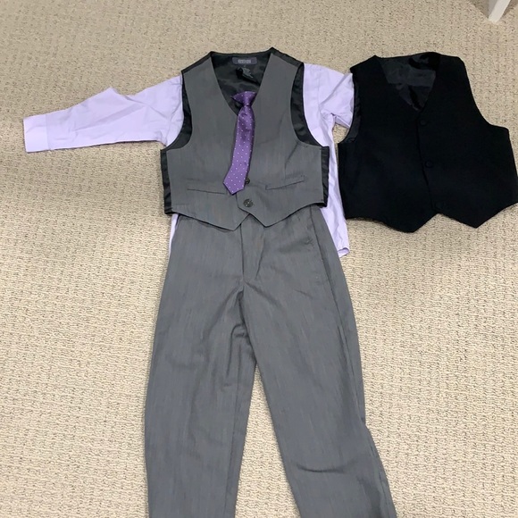 Kenneth Cole toddler suit - Picture 1 of 11
